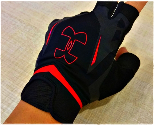 UA-Gloves-DSC_0180